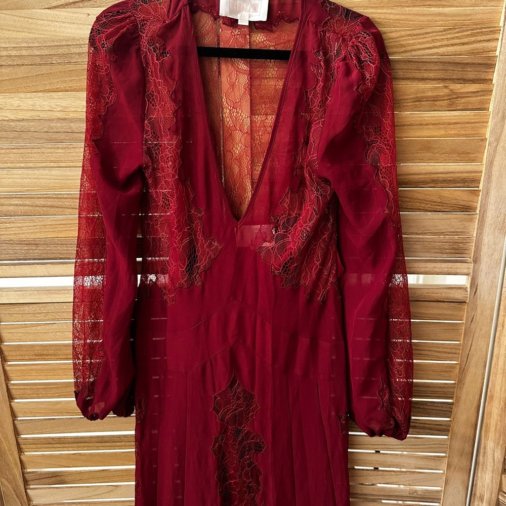 Stone Cold Fox Red Vermont Lacs Gown in burgundy size XS/S - Picture 6 of 10